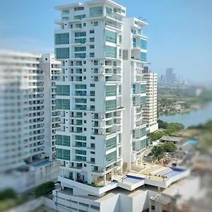  Apartamento Por